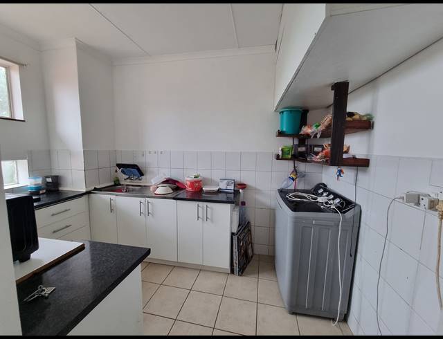 2 BEDROOM APARTMENT FOR SALE IN FAIRVIEW